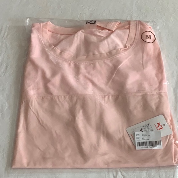 Kari Traa BEATRICE TEE - Flush - Picture 8 of 11